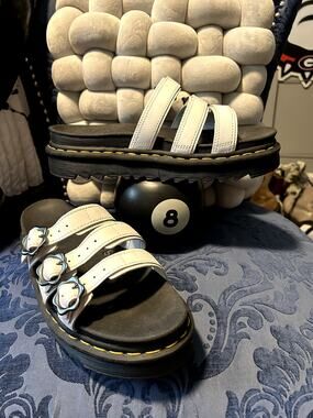 Dr Martens Blaire Slide Flower Triple Strap size 10/EU 42